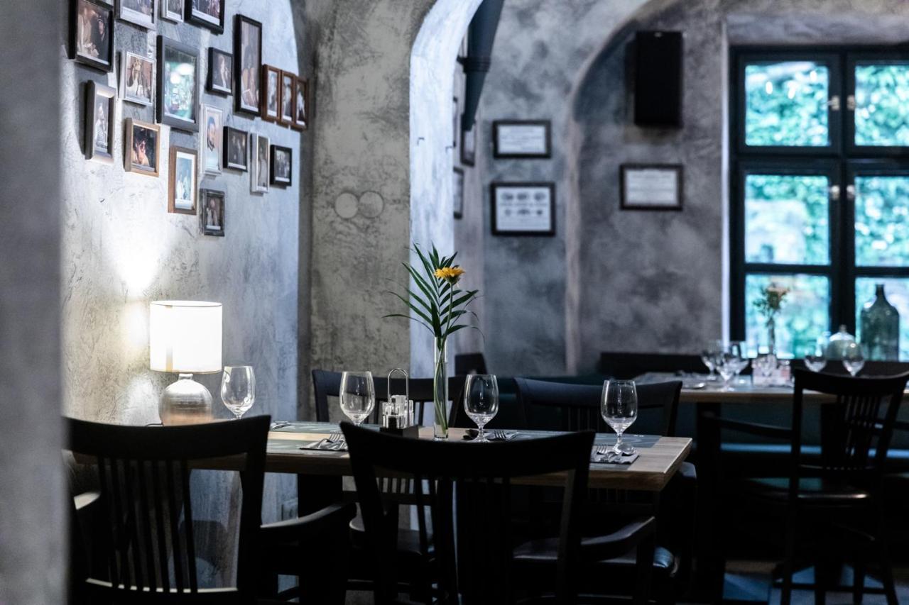 Oliva Hotel Veszprém Dış mekan fotoğraf