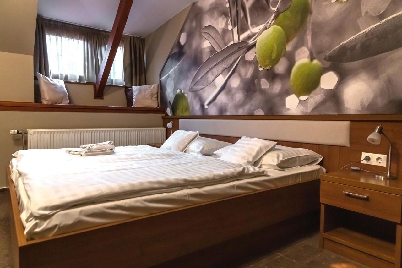 Oliva Hotel Veszprém Dış mekan fotoğraf