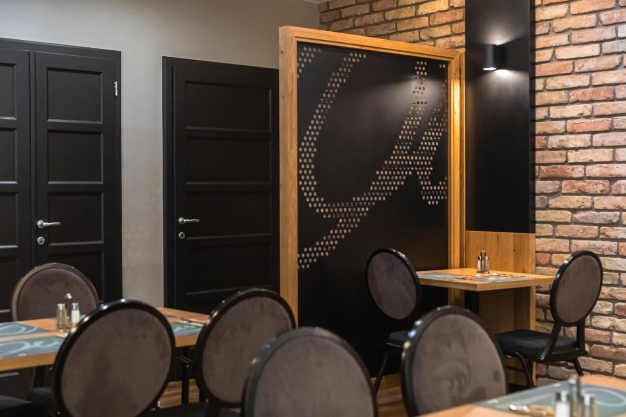 Oliva Hotel Veszprém Dış mekan fotoğraf