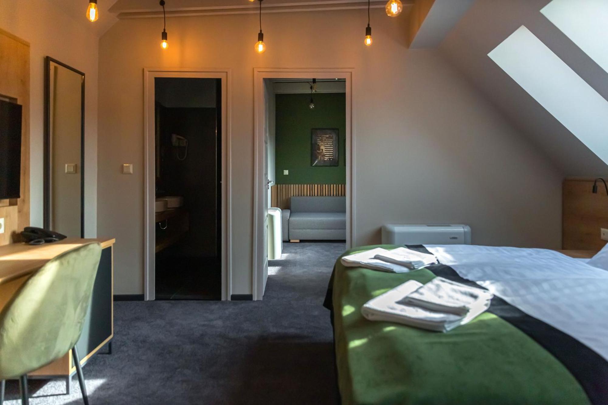 Oliva Hotel Veszprém Dış mekan fotoğraf