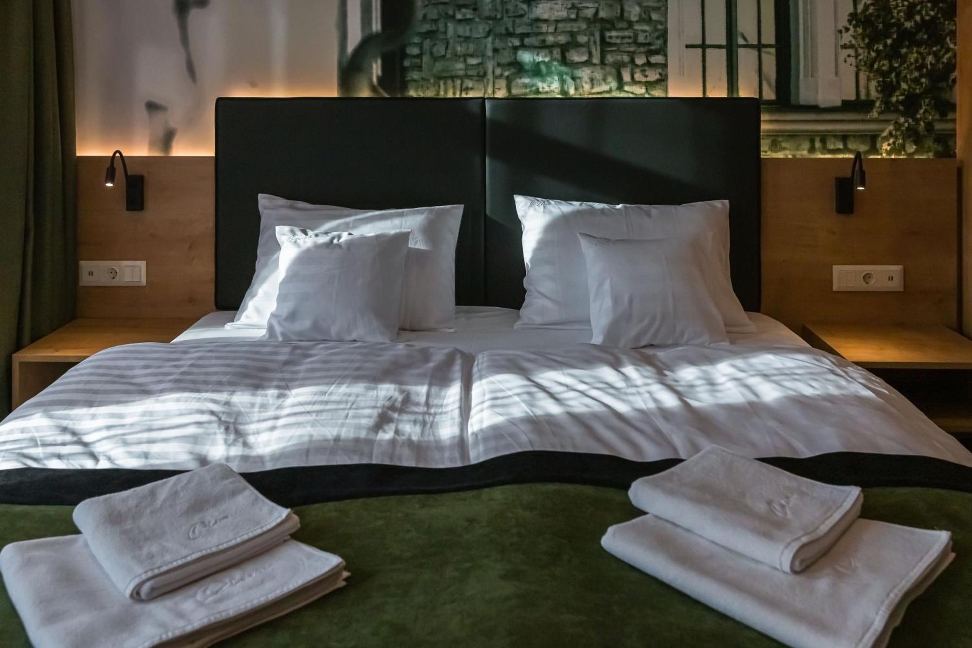 Oliva Hotel Veszprém Dış mekan fotoğraf